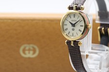 [Quasi come nuovo con scatola] GUCCI 2000L quadrante romano oro 21mm quarzo orologio donna vintage