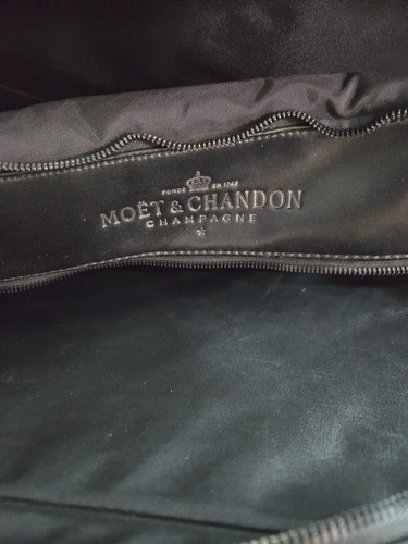 Moet chandon champagne carryon - chandon,