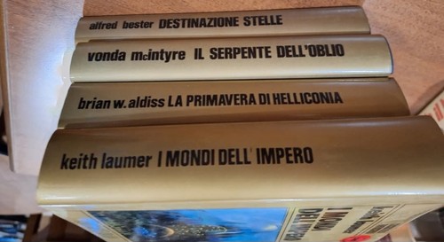 Classici fantascienza cosmo - fantascienza,