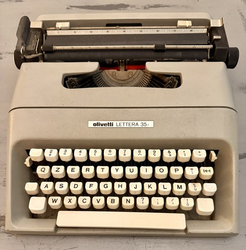 Macchina scrivere - macchina,