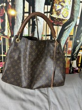 Monogramma Louis Vuitton Artsy