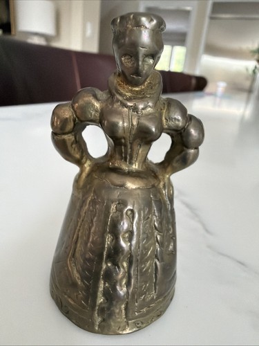 Antica campana figurativa