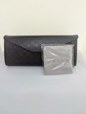 Gucci custodia occhiali rigida marrone con monogramma GG + panno originale