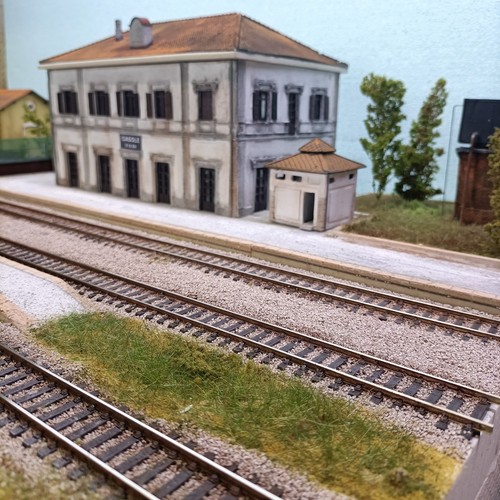 Stazione ferroviaria - stazione, h0