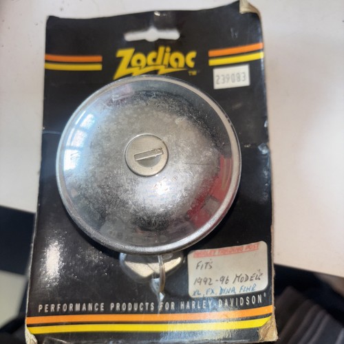 Tappo carburante bloccaggio