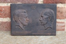 Rilievo da parete anniversario