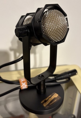 Microfono personalizzato unico