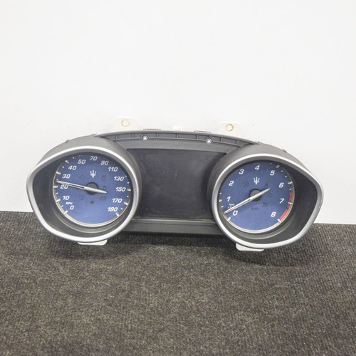 Tachimetro quadro strumenti