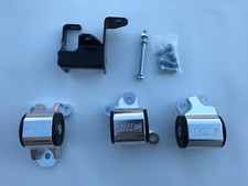 1320 97-01 CRV motor mount