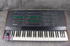 Sintetizzatore analogico