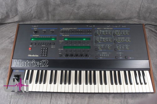 Sintetizzatore analogico