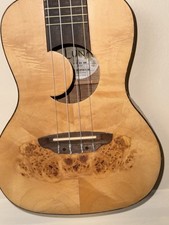 Ukulele da concerto acustico