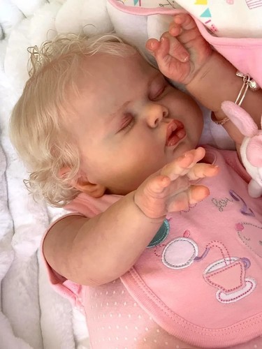 Bambola neonato sottaceto