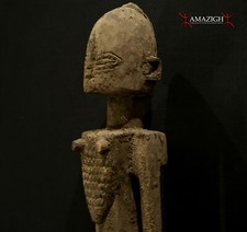 Una grande figura Dogon usata tribalmente - Altopiano meridionale di Bandiagara, Mali