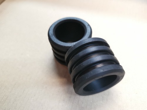 Connettore silenziatore