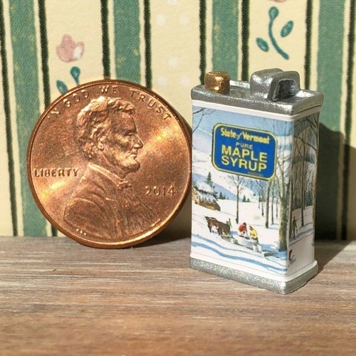 Casa delle bambole miniature
