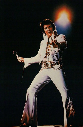 Elvis presley che esibisce - presley,