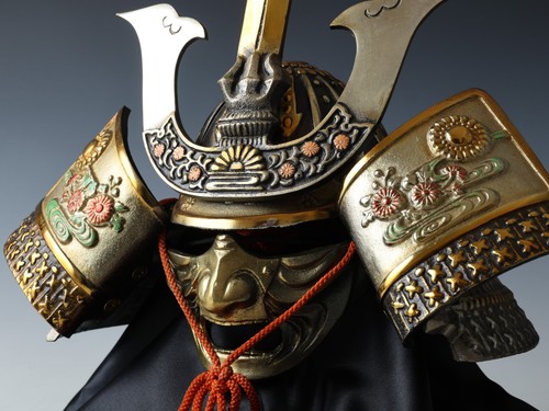 Casco samurai vintage - casco,
