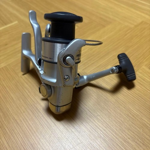 Daiwa tournament 2500lbt - daiwa,