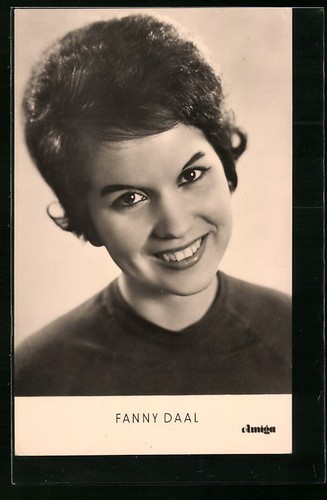 Cartolina musicista fanny daal - fanny,