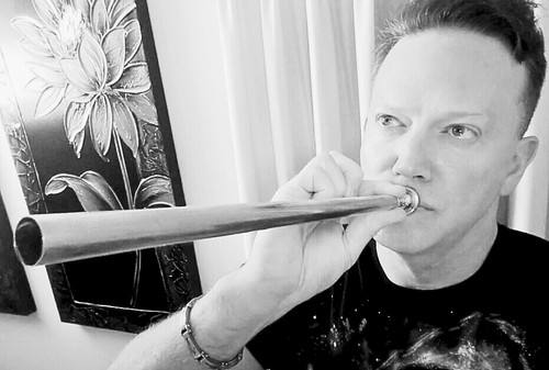 Sizzle pipe trumpet - sizzle*pipe™, buzzing