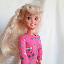  Barbie Skipper Ginastica