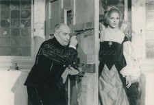 LOUIS DE FUNES KARIN SCHUBERT LA FOLIE DES GRANDEURS 1971 PHOTO ORIGINAL #3