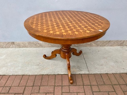 Tavolo rotondo noce - in,