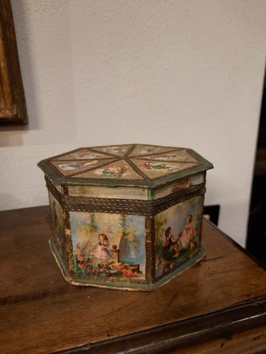Antica scatola cartone - scatola, in