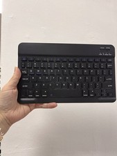 ? Tastiera Bluetooth Ricaricabile 10" Universale per Tablet /Android/iPad