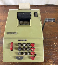 Calcolatrice meccanica manuale