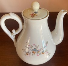 teiera in porcellana dipinta 