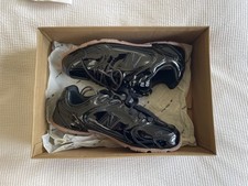 New balance x miu miu 530