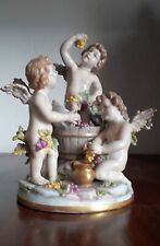 Marchio Ginori Capodimonte gruppo porcellana policroma putti con uva fine '800 