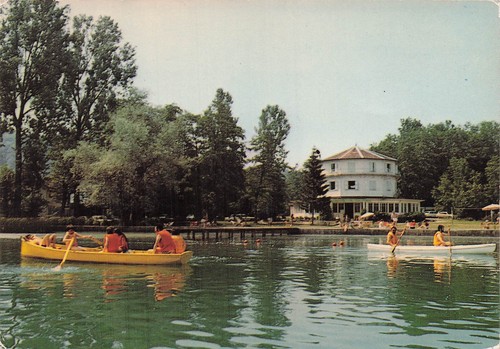 Lepin lac centre de - lac,