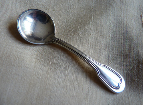 Antico cucchiaio sale