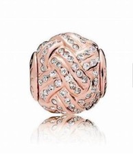 Autentico Charm Pandora Rosa