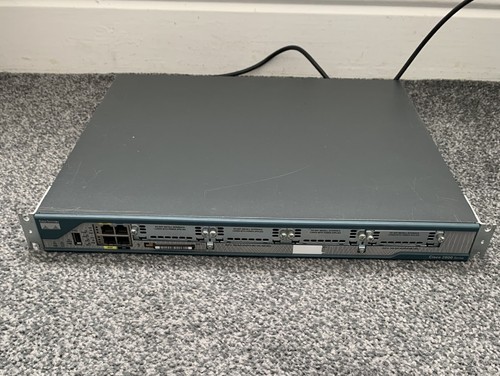 Cisco 2801 router - -,