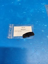 Guide de vitre de porte avant