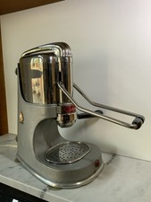 macchina a leva manuale