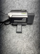 SILVER JVC Everio GZ-MG130U