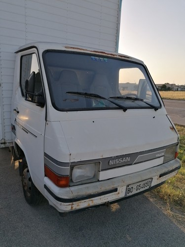 Furgone nissan trade usato