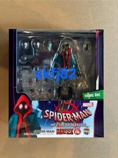 MAFEX n.236 SPIDER-MAN Miles