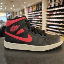 Size 7.5 - Air Jordan 1 Mid