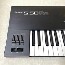 Roland S-50 Sampler Tastiera