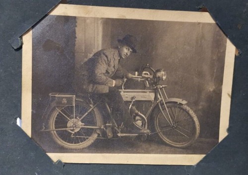 Antica foto moto triumph - moto,
