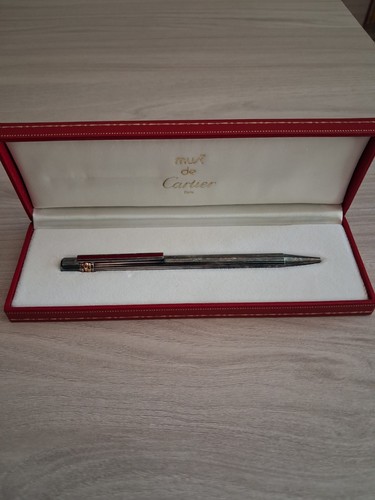 Penna sfera must cartier - a, de