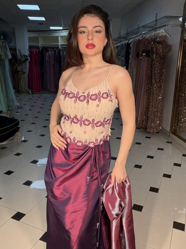 Abito lungo elegante bordeaux