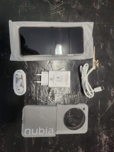 Zte nubia flip 8gb 256gb - nubia,