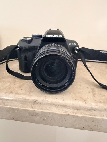 Olympus 420 con fotocamera - con,